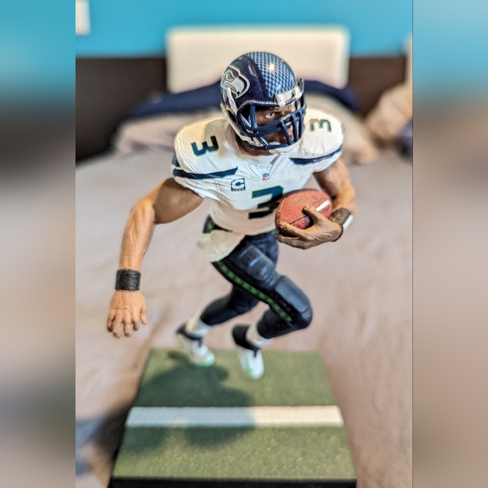 Set of McFarlane NFL RICHARD SHERMAN RUSSELL WILSON Seahawks